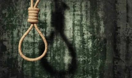 बैंक मैनेजर ने काम के दबाव में दी जान, सुसाइड नोट में छलका दर्द