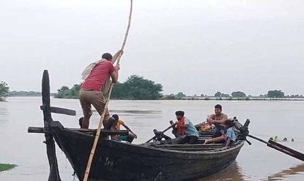 लखीसराय में गंगा उफान पर: दियारा क्षेत्र में बाढ़ का खतरा, फसलें जलमग्न