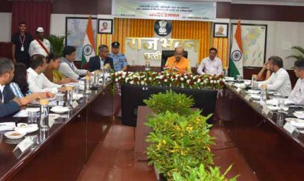 केवल रिपोर्ट पर निर्भर न रहें, निचले स्तर पर जाकर योजनाओें का क्रियान्वयन देखें : डेका