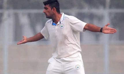 हरियाणा के तेज गेंदबाज अंशुल कंबोज की भारतीय टेस्ट क्रिकेट टीम में एंट्री, IPL में ₹3.5 करोड़ मिले