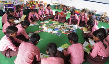 यूपी प्राथमिक स्कूल विलय मामला: एकल पीठ के फैसले के खिलाफ डबल बेंच में अपील, सुनवाई आज