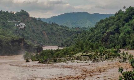 जम्मू-कश्मीर: राजौरी में भारी बारिश के बाद बाढ़ जैसे हालात, स्कूल बंद