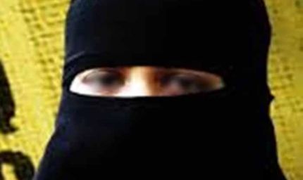 इंस्पेक्टर की हैरान करने वाली करतूत: बिना तलाक दिए दूसरी शादी, फिर धर्म बदलकर तीसरी निकाह