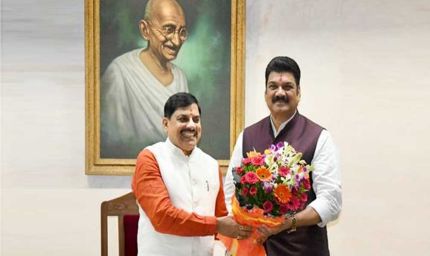 मुख्यमंत्री डॉ. यादव के विदेश यात्रा से लौटने पर खाद्य मंत्री राजपूत ने दी शुभकामनाएं