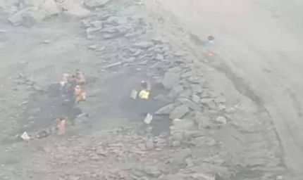धनबाद खदान हादसा: 9 मजदूरों की मौत, कई अब भी फंसे