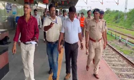 गिरिडीह स्टेशन की बदहाली देख चौंके वाणिज्य प्रबंधक, जताई चिंता