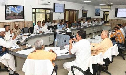 जालोर दौरे पर राज्यपाल हरिभाऊ बागडे़: विकास योजनाओं की समीक्षा और नशामुक्ति पर फोकस