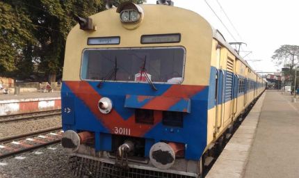 गंभीर लापरवाही: मेमू ट्रेन शुरू होने के बाद से एक बार भी समय पर नहीं पहुंची गेवरारोड