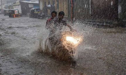 राजस्थान में मूसलधार बारिश का अलर्ट: झालावाड़ समेत 10 जिलों में स्कूल बंद