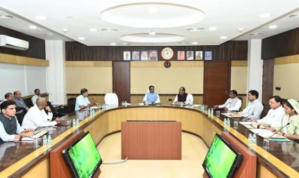 छत्तीसगढ़ कैबिनेट के बड़े फैसले: खनिज नीति में बदलाव, बनेगी क्रिकेट अकादमी