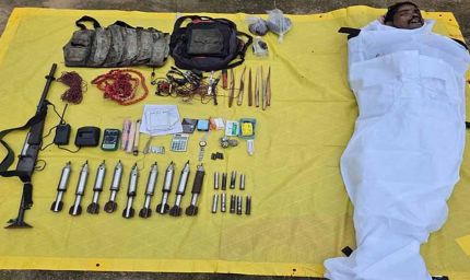 मुठभेड़ में पांच लाख का इनामी नक्सली ढेर, भारी मात्रा में विस्फोटक बरामद