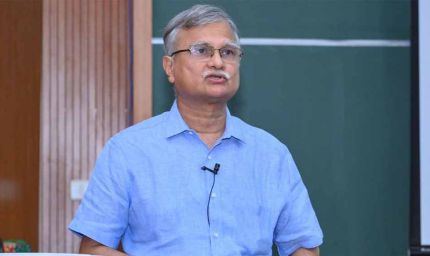 आईआईटी कानपुर के प्रो. अजीत चतुर्वेदी बने बीएचयू के नए कुलपति