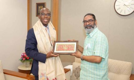 CM हेमंत सोरेन से विश्व बैंक प्रतिनिधिमंडल की मुलाकात, विकास योजनाओं पर हुई चर्चा