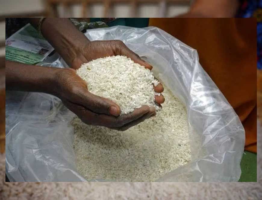 सरकार की 81 लाख राशनकार्ड धारियों को एक साथ तीन महीने का चावल बांटने की योजना फिलहाल अटकी, बढ़ाई समय-सीमा