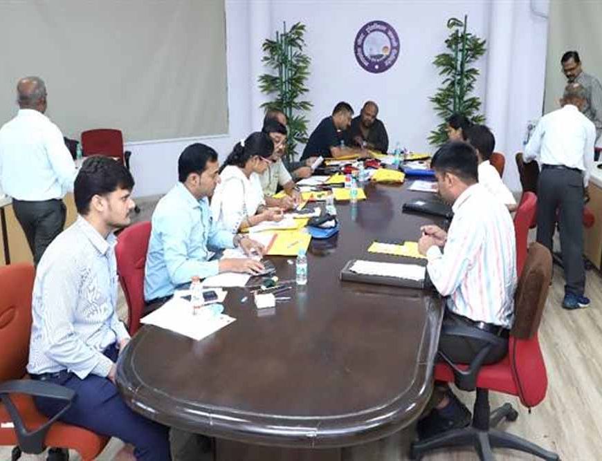 सरकारी नौकरी पाने की खुशी चेहरों पर झलकी, एम.पी. ट्रांसको में चयनित अभ्यर्थियों ने कराए दस्तावेजों के भौतिक परीक्षण