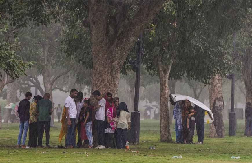 Heavy Rain Alert: अगले 7 दिन झमाझम बारिश तय! बिहार से दिल्ली तक अलर्ट जारी