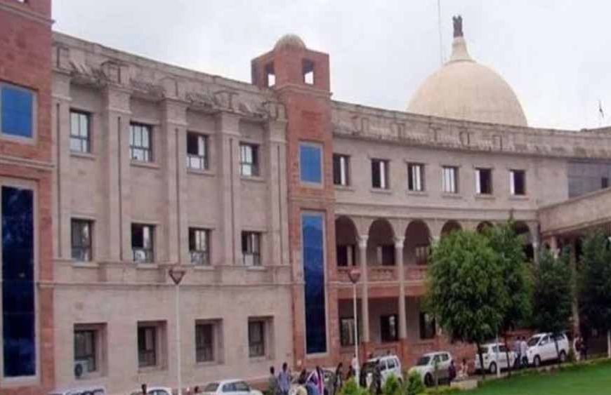 सुपर कॉरिडोर पर बनाए गए मल्हारगंज तहसील के नए भवन में कामकाज हुआ शुरू