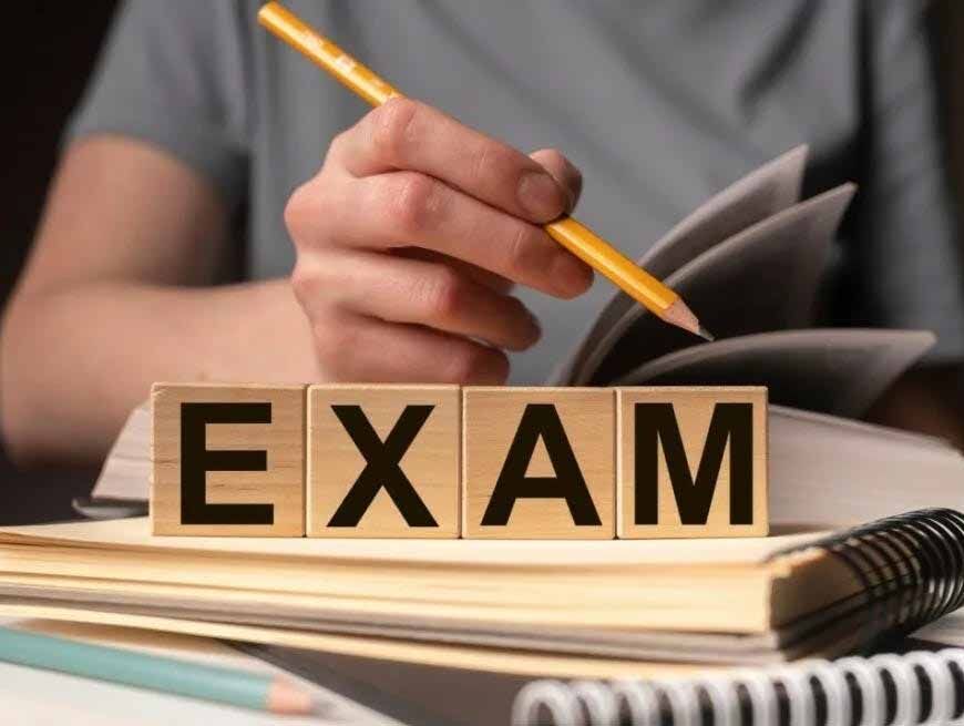 NEET UG की दोबारा परीक्षा पर एक बार फिर लगी रोक, MP High Court Double Bench ने लगाया स्टे