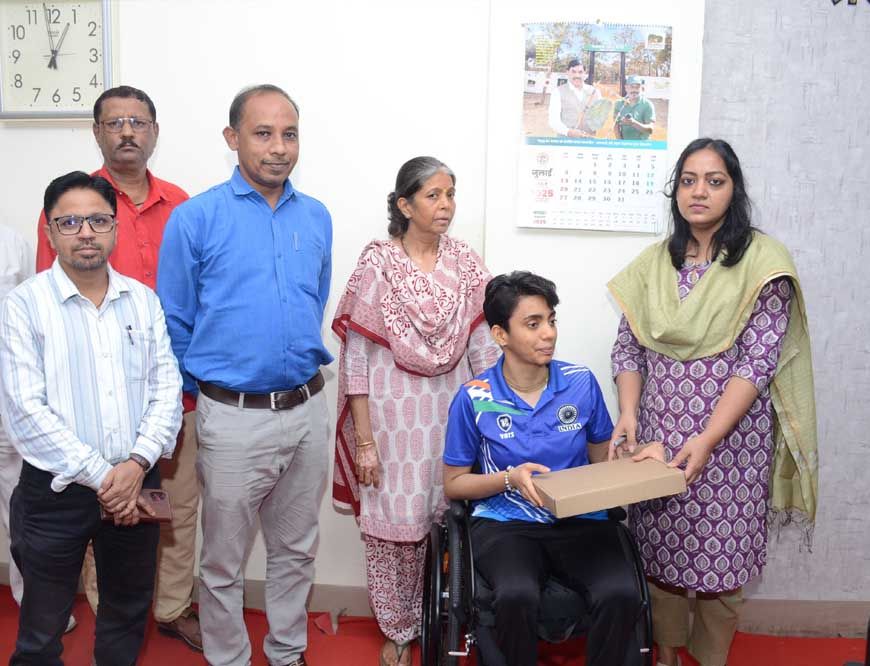 पैरा खिलाड़ी सुश्री तिवारी की राह हुई आसान, स्पोर्ट व्हीलचेयर से खेलों में कर सकेंगी श्रेष्ठ प्रदर्शन