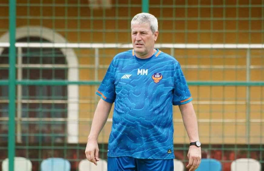 भारतीय फुटबॉल टीम की मुश्किलें बढ़ गयी है, टीम के नये कोच मनोलो मार्केज ने भी अपना पद छोड़ दिया