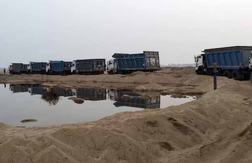 MP में रेत माफिया का कहर, नायब तहसीलदार को कुचलने की कोशिश