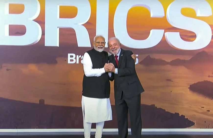 ब्रिक्स शिखर सम्मेलन में शामिल होने ब्राजील पहुंचे पीएम मोदी, हुआ भव्य स्वागत