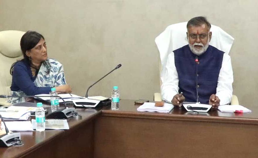 पौधरोपण एवं उनके संरक्षण के लिए कार्ययोजना बनाएं : मंत्री पटेल