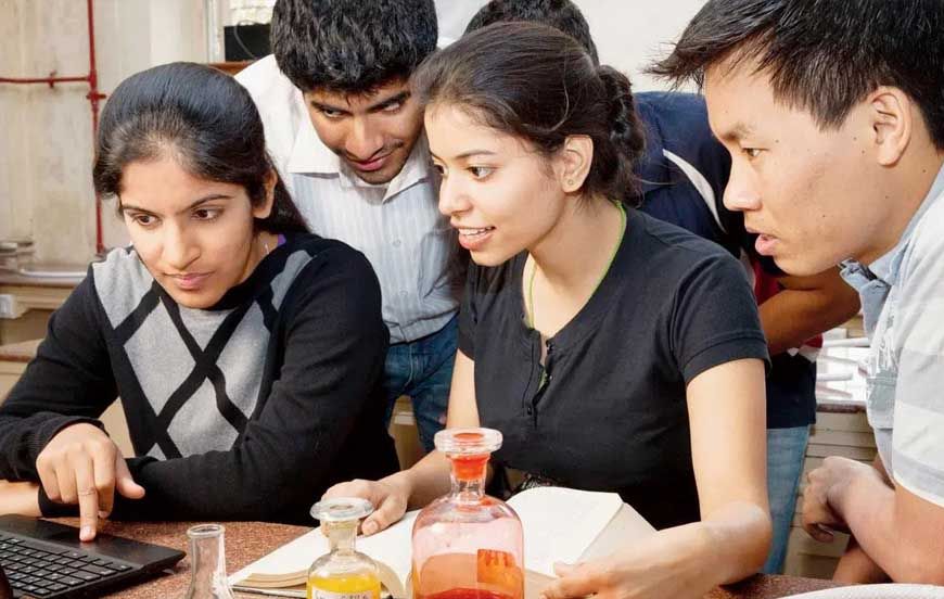 महाविद्यालयों में स्नातकोत्तर कक्षाओं में प्रवेश के लिए तिथि में की गई वृद्धि