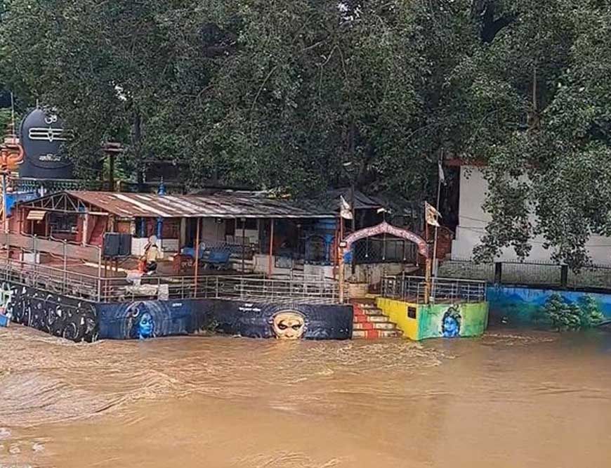 MP में लगातार तेज बारिश नर्मदा नदी खतरे के निशान से ऊपर मंडला, डिंडौरी, श्योपुर, शहडोल, उमरिया समेत कई जिले बाढ़ की चपेट में