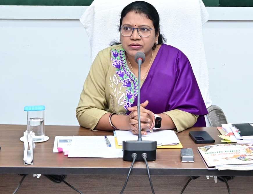 गौरेला पेण्ड्रा मरवाही : जनदर्शन में 23 लोगों ने दिया आवेदन : कलेक्टर ने एक-एक कर सुनी सभी की फरियाद