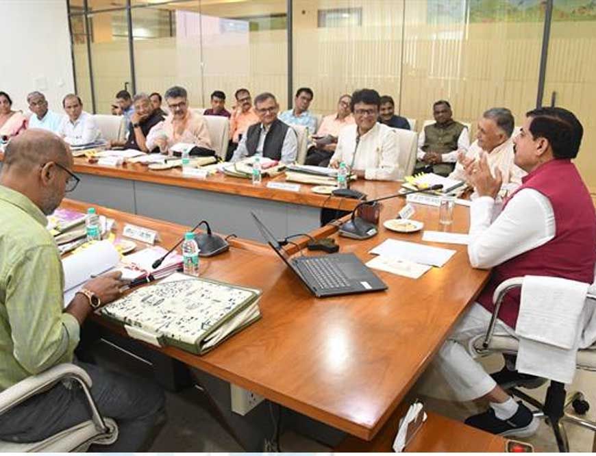 माखनलाल चतुर्वेदी राष्ट्रीय पत्रकारिता विश्वविद्यालय में साइबर और आर्टिफिशियल इंटेलीजेंस पर केंद्रित पाठ्यक्रम आरंभ किए जाएं: मुख्यमंत्री डॉ. यादव