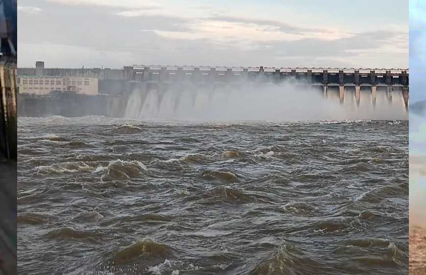 जबलपुर : बरगी बांध के 17 गेट खोलकर दो लाख 92 हजार 515 क्यूसेक पानी छोड़ा जा रहा, भारी बारिश के कारण बांध का जलस्तर बढ़ था