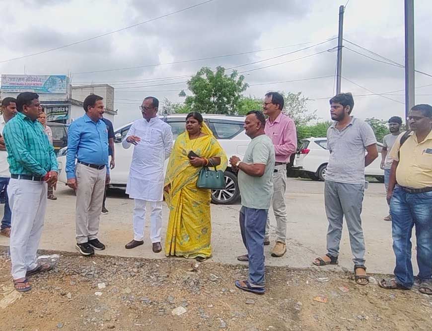 नगर निगम आयुक्त ने किया निगम के विभिन्न वार्डो का निरीक्षण