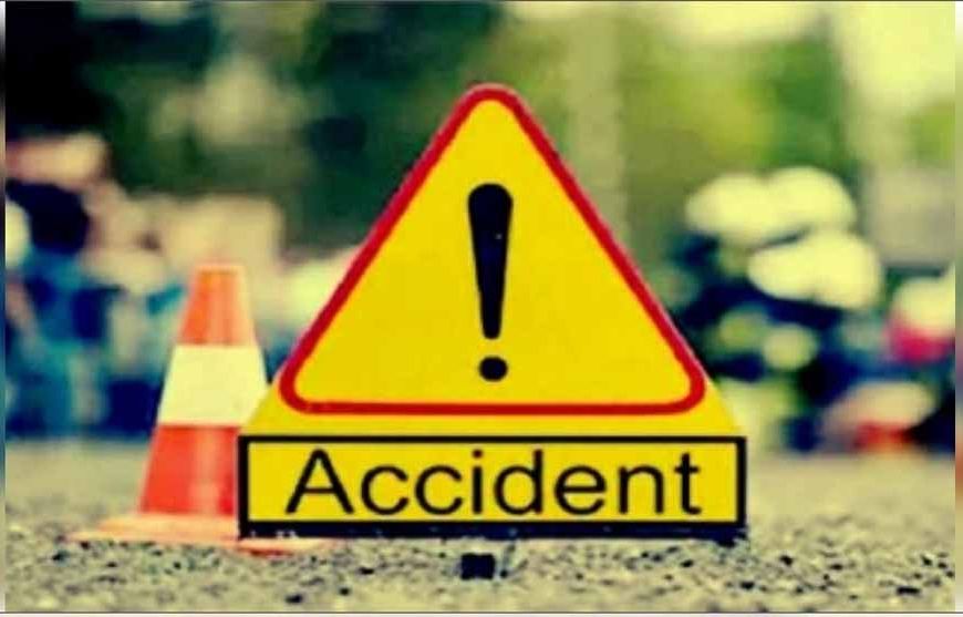 आगरा : यमुना एक्सप्रेसवे पर भीषण हादसे में दो की मौत, सीएम योगी ने जताया दुख