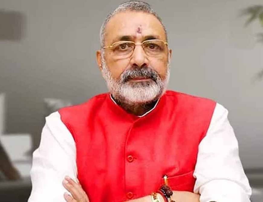 गिरिराज सिंह का बयान: संविधान की असली रक्षा पीएम मोदी कर रहे हैं, नहीं राहुल गांधी