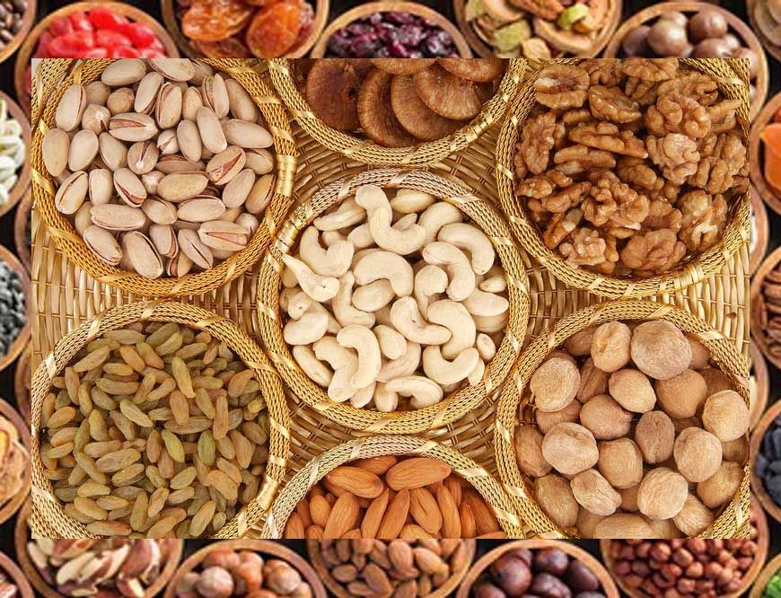 मध्य प्रदेश अजब है... एक घंटे में 13 Kg काजू-बादाम खाए, 2 किलो घी पी गए अफसर