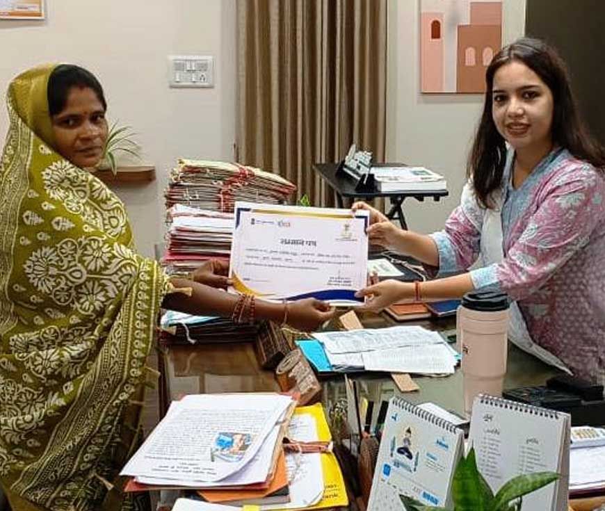 रायपुर : लखपति दीदी को किया गया सम्मानित, ग्रामीण आजीविका मिशन बिहान योजना
