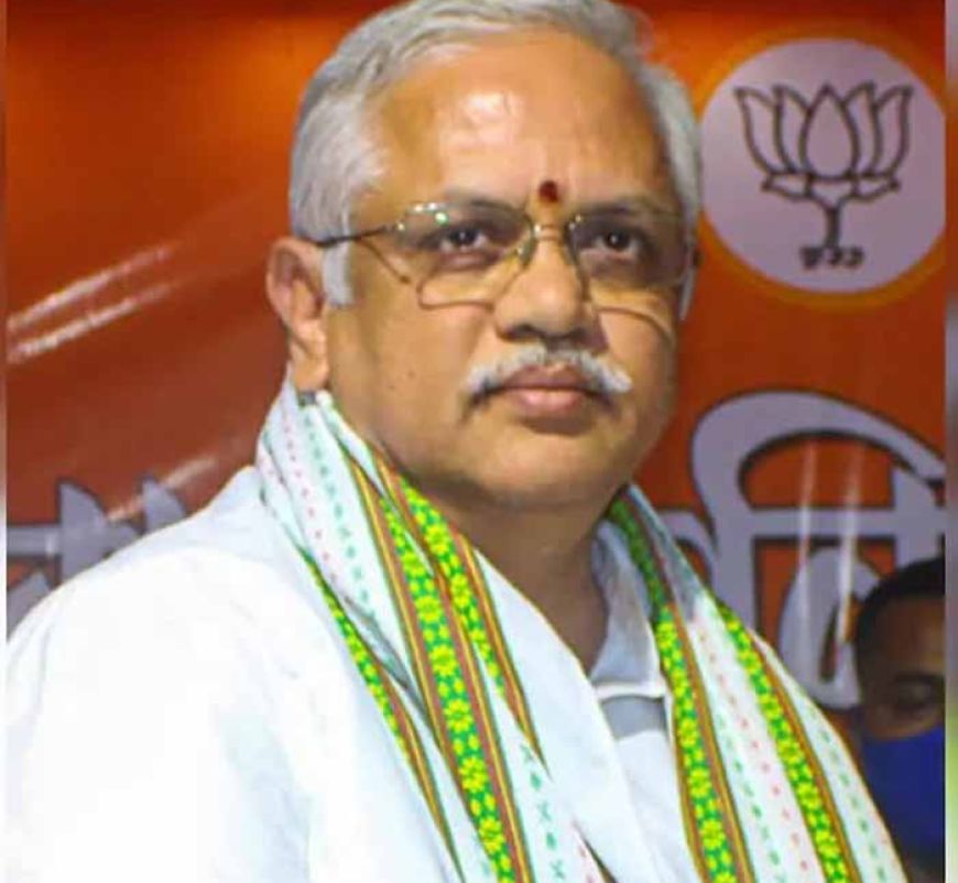 बिहार में भाजपा की संगठनात्मक हलचल, राजगीर बैठक से पहले पटना पहुंचे बीएल संतोष