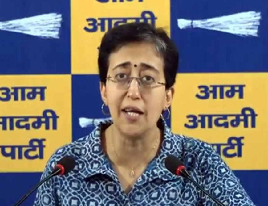 झुग्गियों के हक में आतिशी का एलान – विधानसभा से सड़क तक होगा संघर्ष