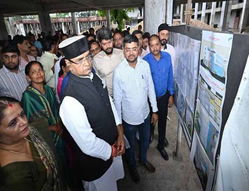 मंत्री सारंग ने किया निर्माणाधीन गोविंदपुरा शासकीय सांदीपनि विद्यालय का निरीक्षण