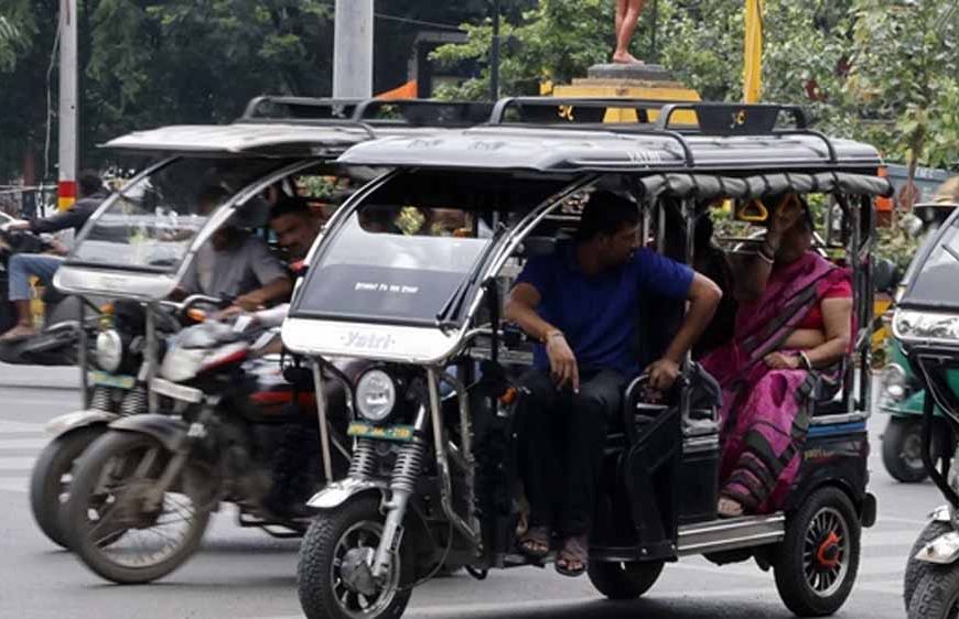 इंदौर में बेकाबू ई-रिक्शा, नियंत्रण नीति अब तक अधूरी, हादसों में हो रहा इजाफा