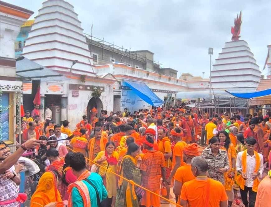 श्रावणी मेला: तीसरे दिन बासुकीनाथ धाम में 50 हज़ार शिवभक्तों ने किया जलाभिषेक