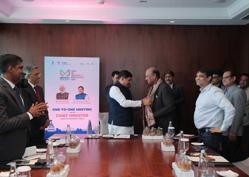 मुख्यमंत्री डॉ. यादव ने दुबई में JITO प्रतिनिधियों से किया संवाद