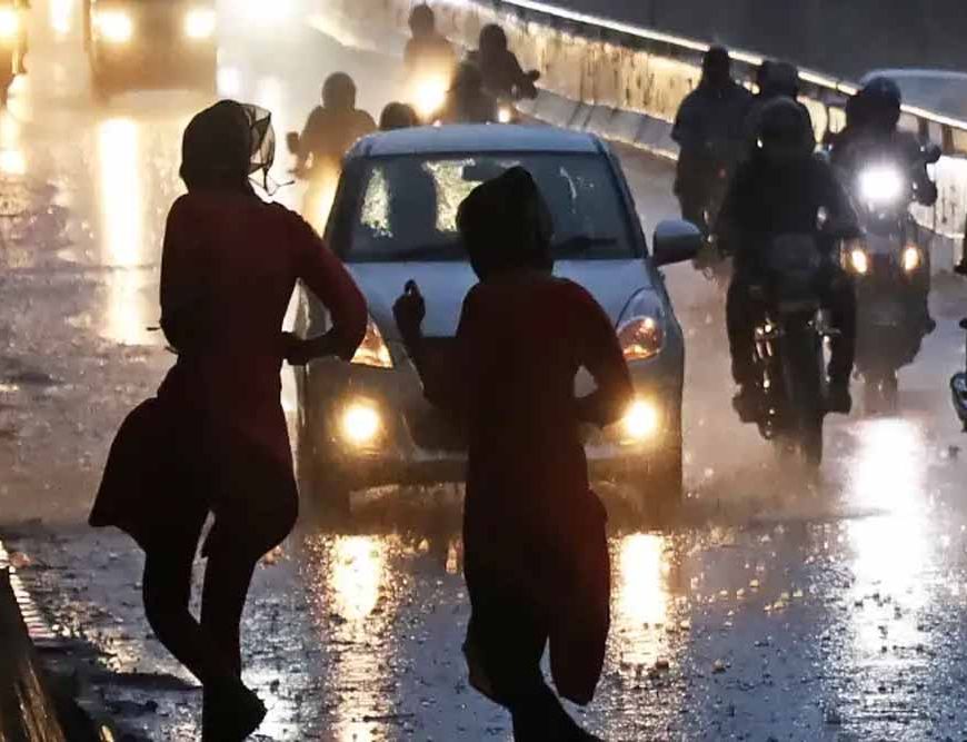 मौसम विभाग ने भारी बारिश के बीच झारखंड के 19 जिलों के लिए अचानक बाढ़ की चेतावनी दी