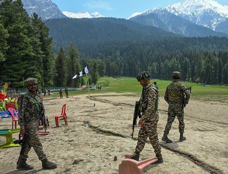 चश्मदीद का खुलासा : पहलगाम में 26 लोगों की हत्या के बाद आतंकियों ने मनाया था जश्न