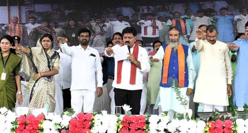 पौधरोपण करना पुनीत और प्रेरणादायी कार्य: उप मुख्यमंत्री विजय शर्मा