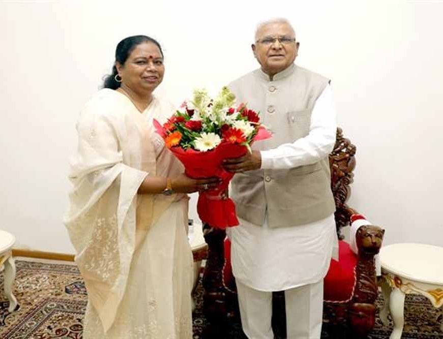 राज्यपाल पटेल ने महापौर मालती राय को दी बधाई