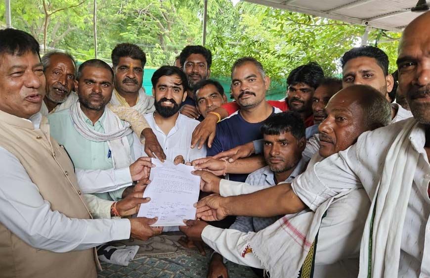 जसमत ग्राम के ग्रामीणों ने जनसुनवाई में उठाई अतिक्रमण हटाने की मांग
