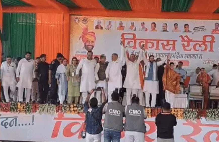 दादरी पहुंचे सीएम सैनी: शहीद को दी श्रद्धांजलि, विकास परियोजनाओं की झड़ी लगाई