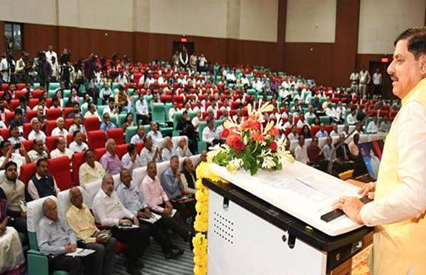 वन विकास निगम ने वन सम्पदा को पुनर्स्थापित किया : मुख्यमंत्री डॉ. यादव